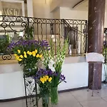 Charlino Plaza Hotel