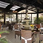 Hotel Charlino Plaza Roese