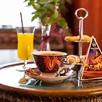 Charlino Plaza Hotel Roese