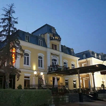 Charlino Plaza Otel