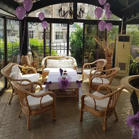 Charlino Plaza רוסה