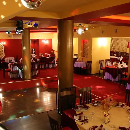 Charlino Plaza 3*