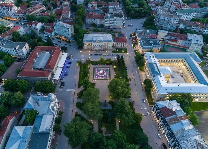 Hotel Charlino Plaza 3*