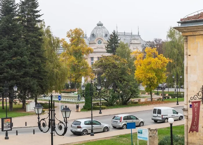 Hotel Charlino Plaza 3*